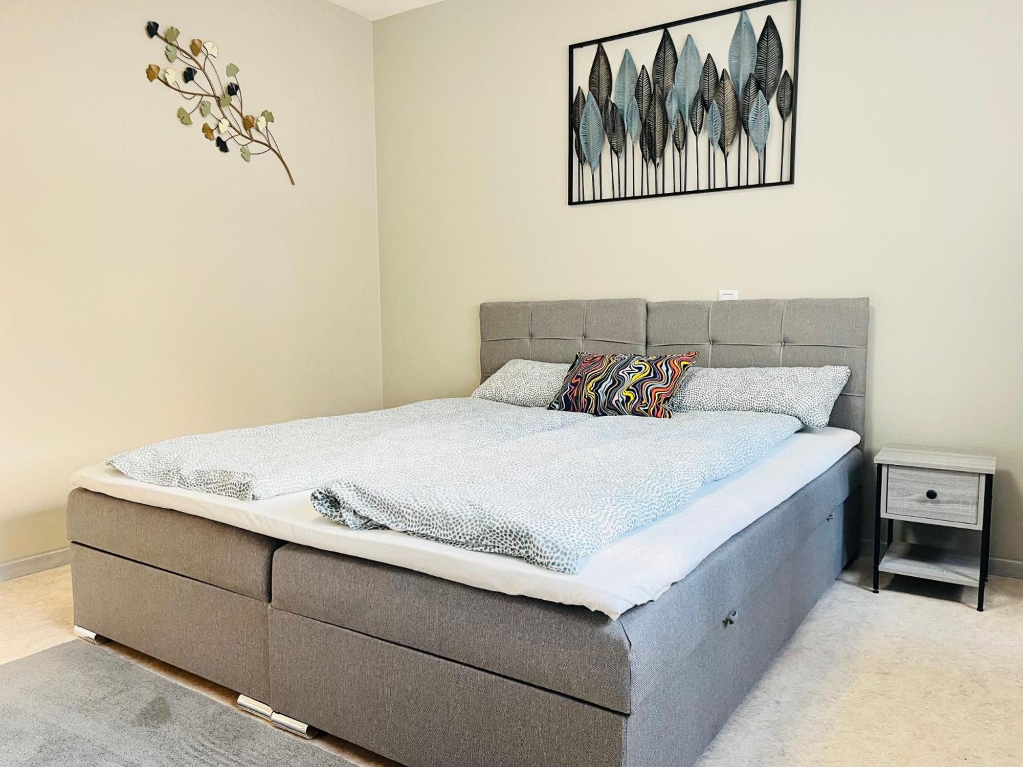 Lenastay I Modernes Apartment-Studio Kaiserslautern Luaran gambar